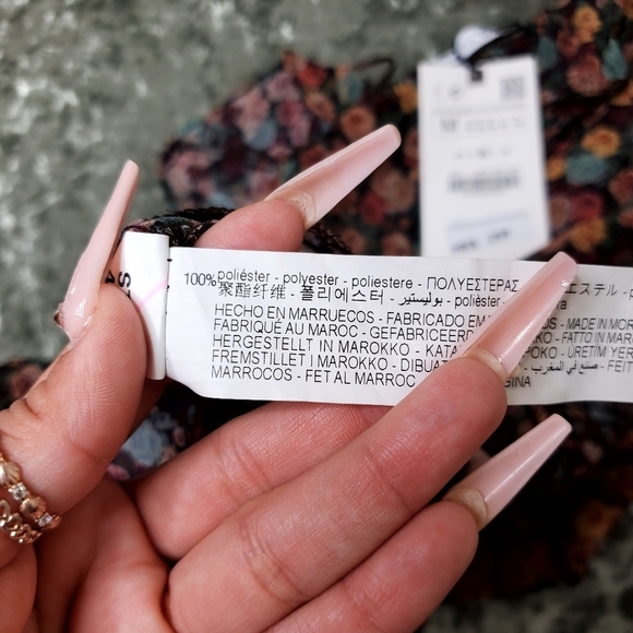 Zara Floral Ruffled Crop Top - Picture 8 of 8